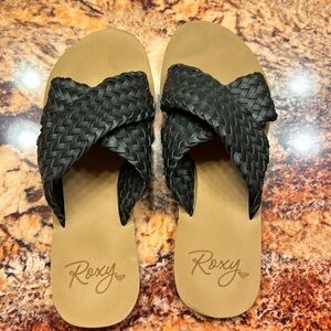Women’s Roxy sandals. Size 9